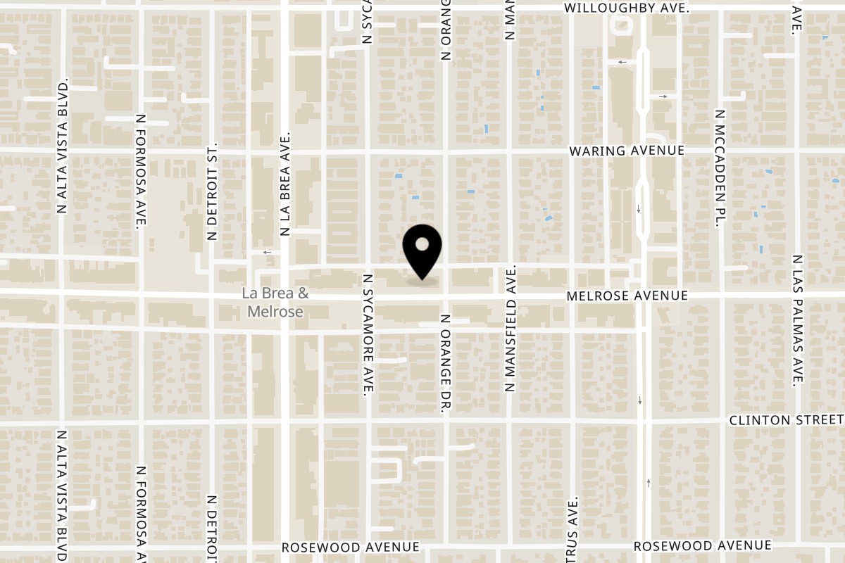 Map showing the location of Oui Melrose on 6909 Melrose Ave in Los Angeles